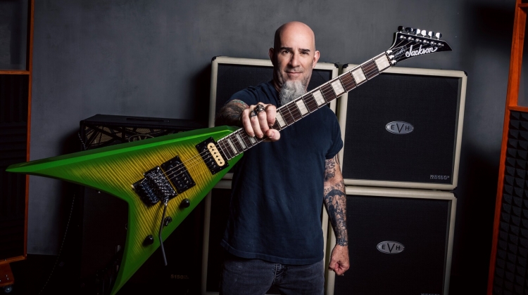 Scott Ian Dimebag Darrell Jackson guitar 1600x900, Jackson Guitars