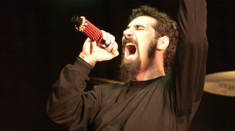 serj tankian system of a down GETTY 2001, L. Cohen/WireImage