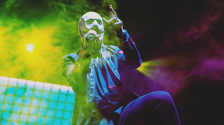 slipknot corey taylor live 2022 crop AZU, Azu Rodriguez